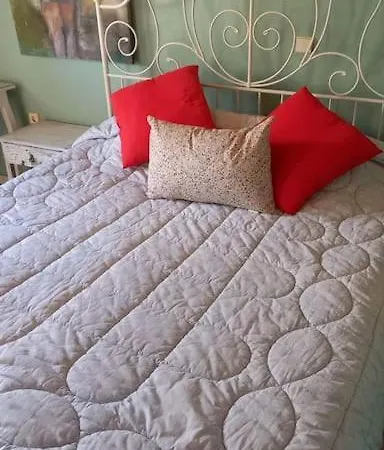 Vasiliki's House アパート アマリントス